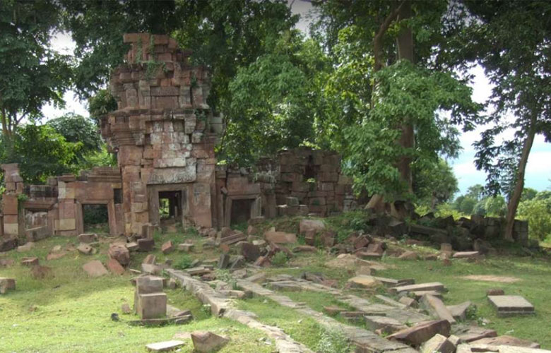 ប្រាសាទភ្នាគោល (The Phna Koul Temple)