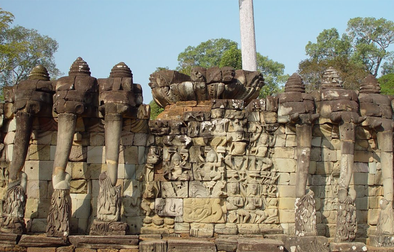 លានជល់ដំរី (Terrace of the Elephants)