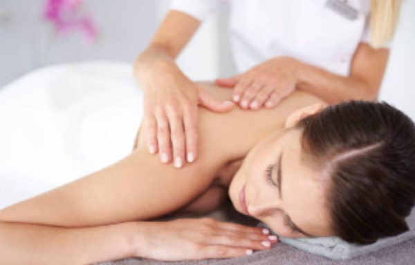 Muscle Relief Massage -Kompot-Malis Spa Kompot