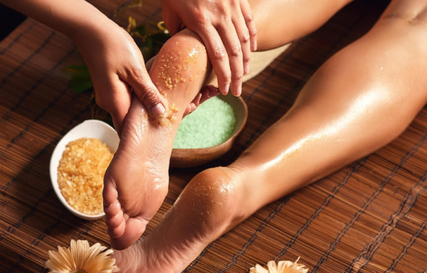 Foot Massage + Foot Scrub -Kampot- Maharaja Massage & Spa