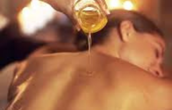 Hot oil massage -Kampot- Maharaja Massage & Spa