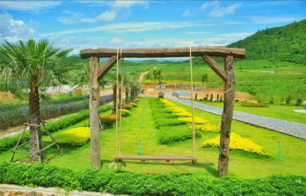 អន្លង់ភ្ញៀវ ​(​ Anlong Phieu)