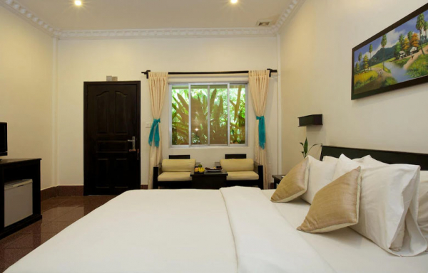 The Oasis Harbor Hotel