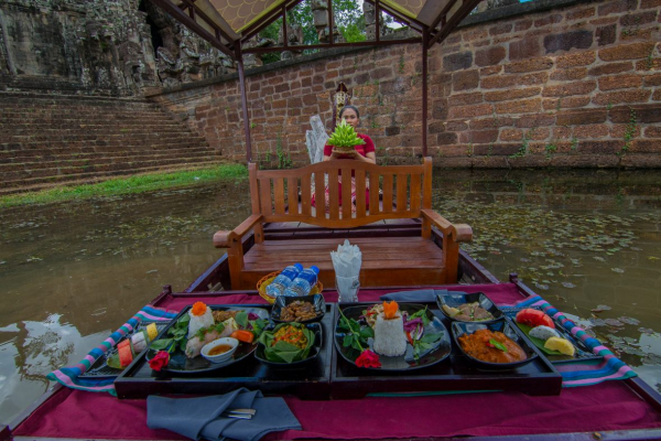 Canape Or Hi-Tea On Boat - Siem Reap - Kongkear Angkor