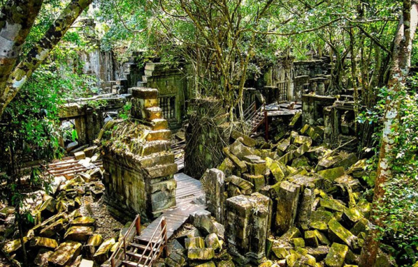 Beng Mealea Private Half Day Tour - Siem Reap - Bayon Adventures Travel