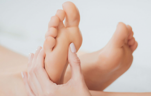 Foot & Shoulder Massage - Phnom Penh - Aroha Spa Massage