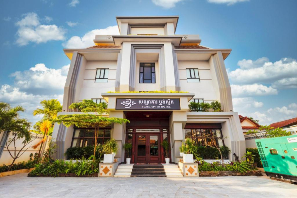 Blanc Smite Hotel