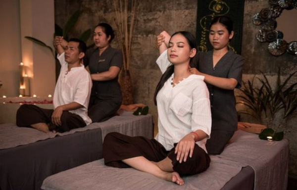Traditional Khmer Massage + Facial Treatment -Kampot-​Extra Massage spa